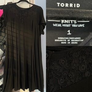 Torrid sz 1 Black Lace Neck Dress